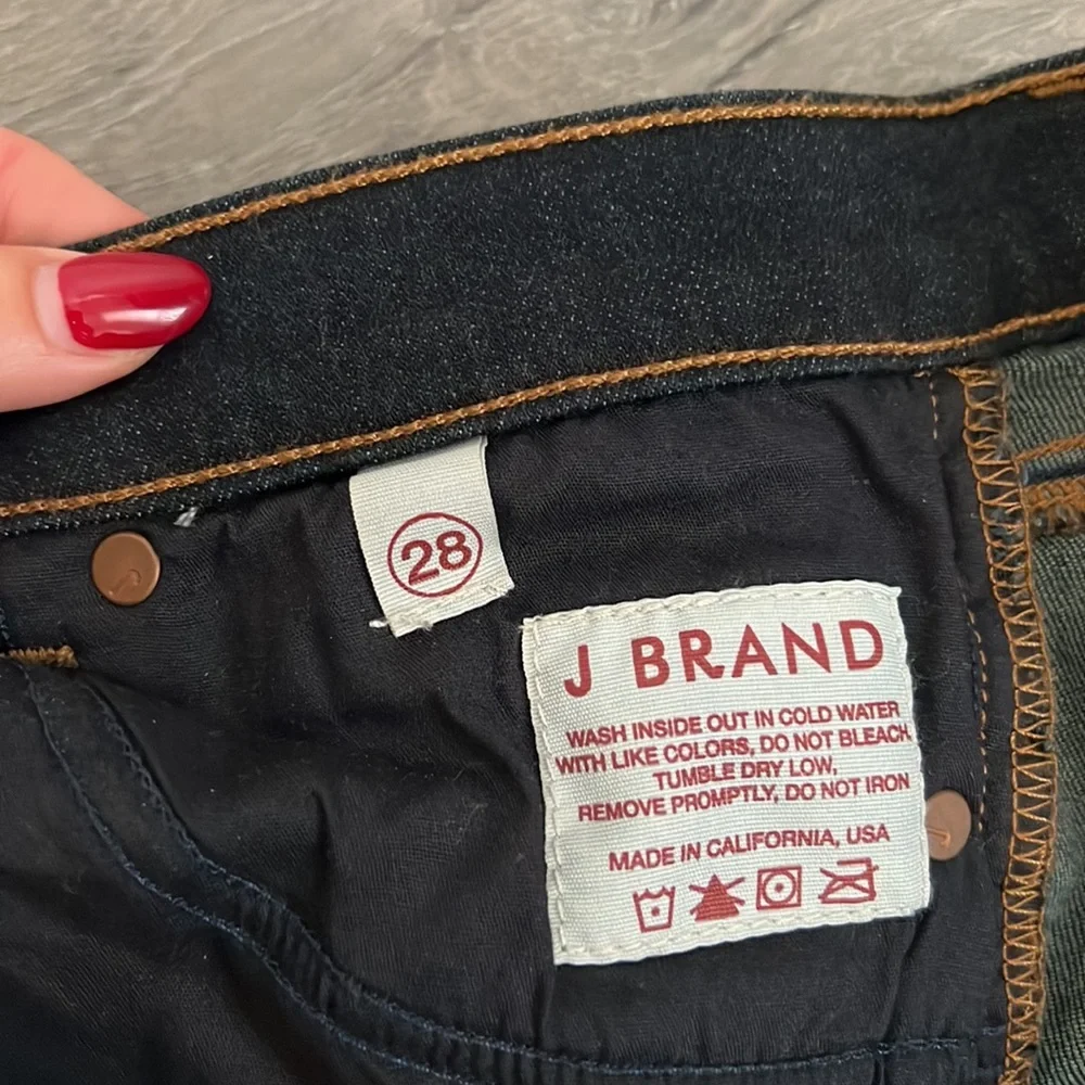 J Brand jeans. Size 28 - Picture 4 of 10